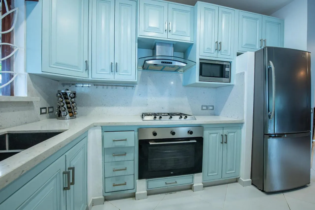 لاس تاريناس Villa Clarissa V, Walk To Beach!